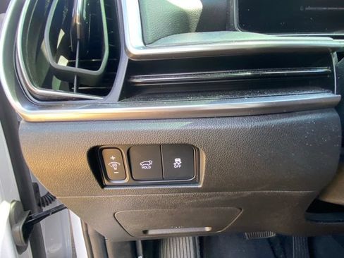 Certified 2025 Kia Sorento X-Line EX AWD/4WD image 13