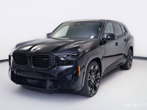 Used 2023 BMW XM AWD/4WD image 2