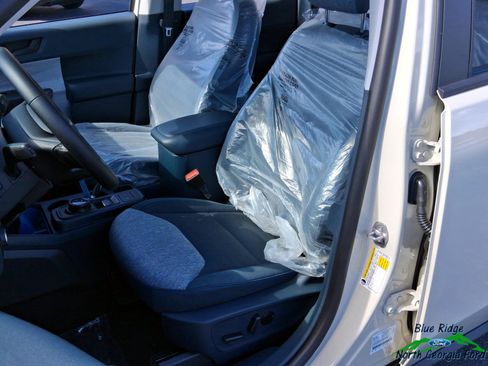 New 2025 Ford Maverick XLT w/ XLT Luxury Package image 11