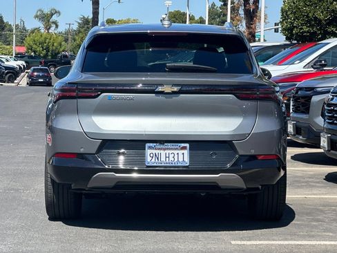 Used 2024 Chevrolet Equinox EV LT FWD image 6
