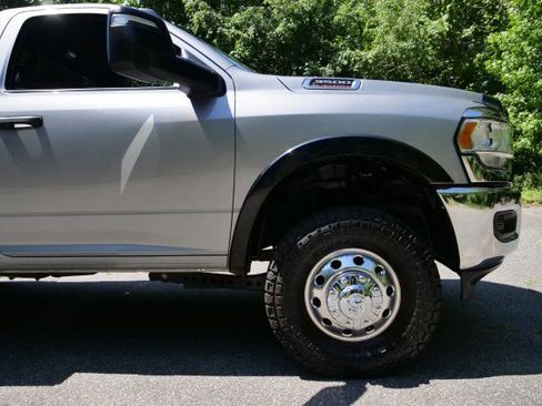 Used 2023 RAM 3500 SLT w/ Quick Order Package 2YG SLT AWD/4WD image 40
