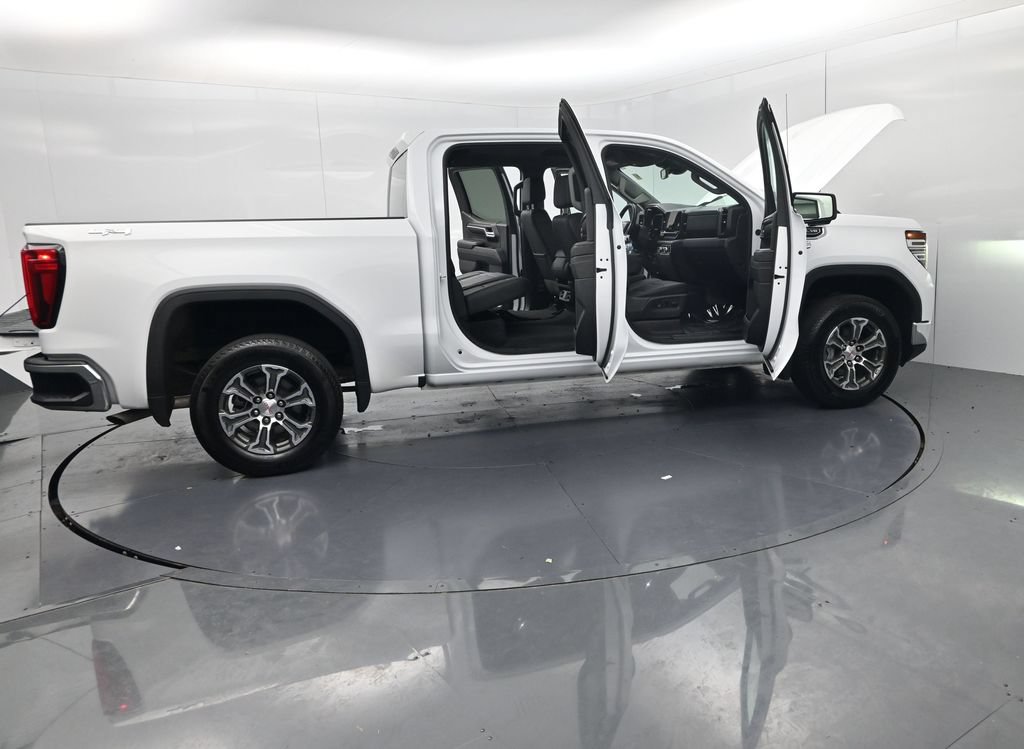 Used 2024 GMC Sierra 1500 SLT AWD/4WD image 58