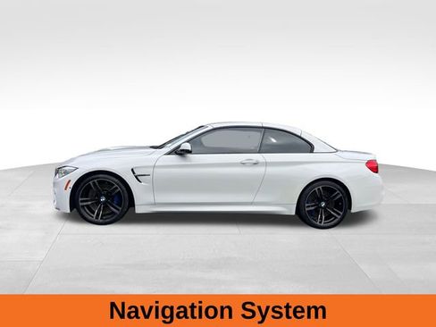 Used 2017 BMW M4 Convertible w/ Executive Package image 2
