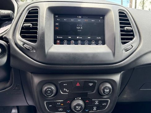 Used 2021 Jeep Compass Sport FWD image 20