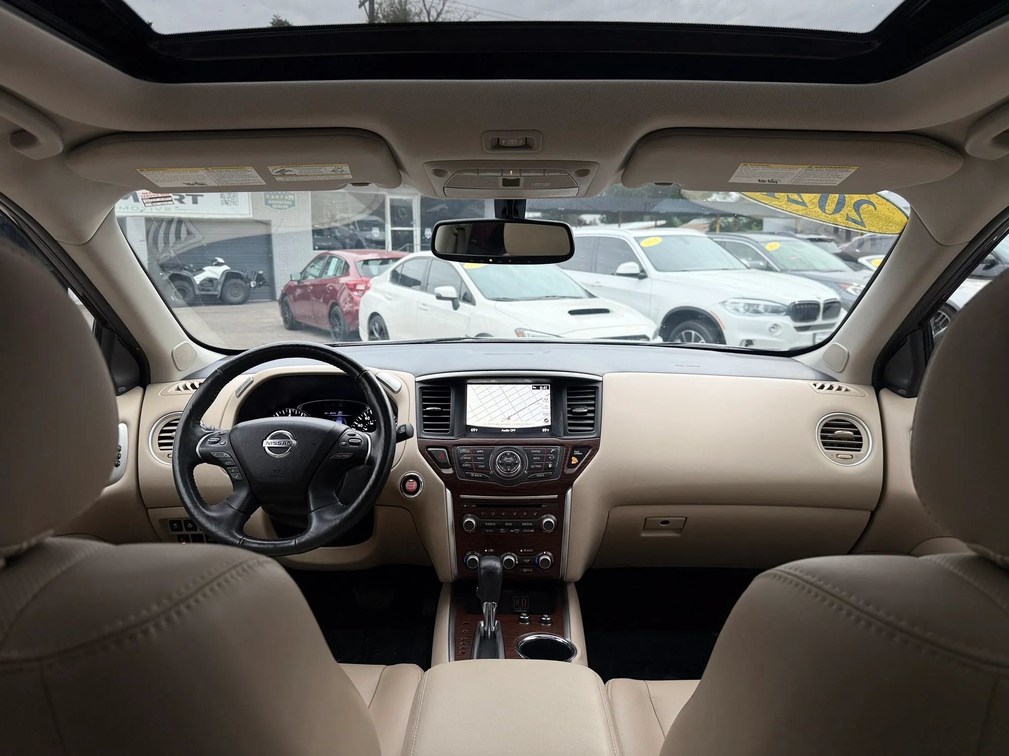 Used 2020 Nissan Pathfinder Platinum AWD/4WD image 30