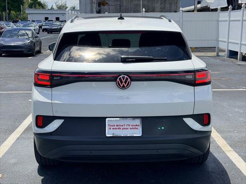 Used 2023 Volkswagen ID.4 Pro S RWD image 6