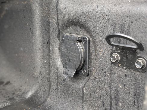 Used 2023 Nissan Frontier PRO-4X w/ Pro Convenience Package image 42