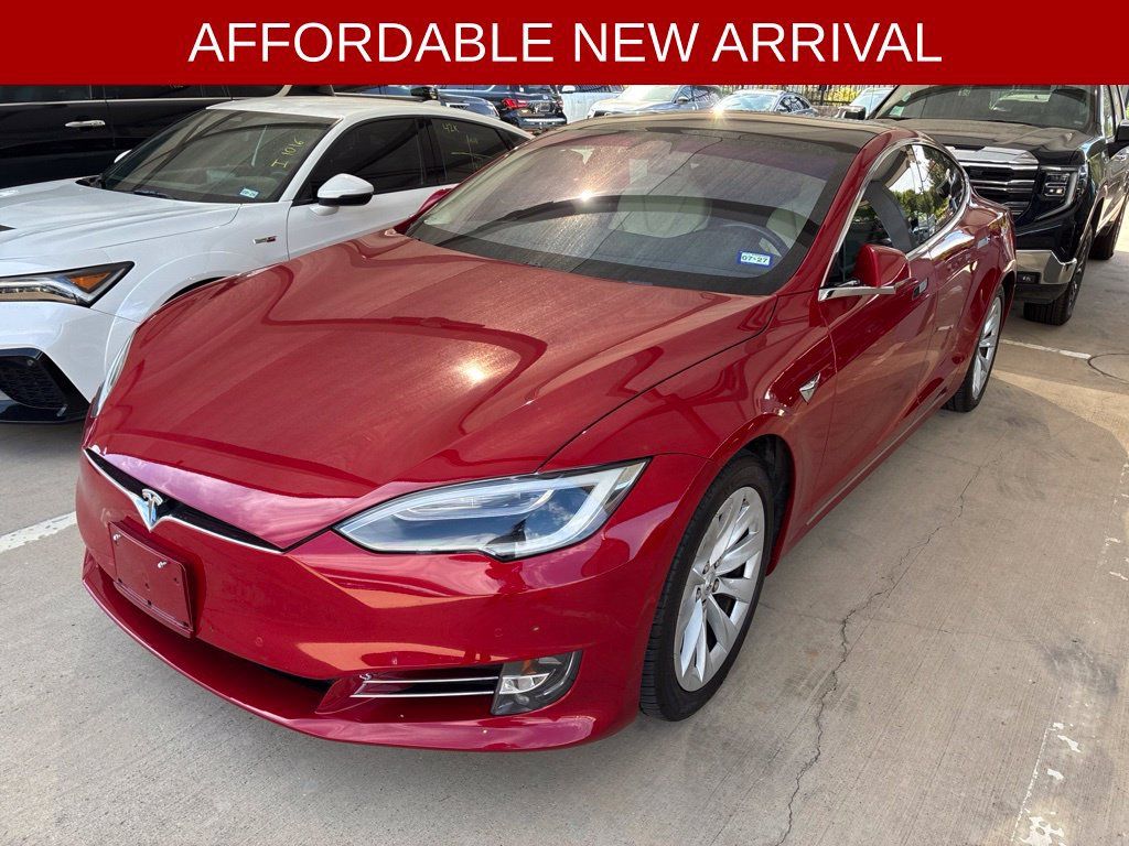 Used 2017 Tesla Model S 60 RWD image 4