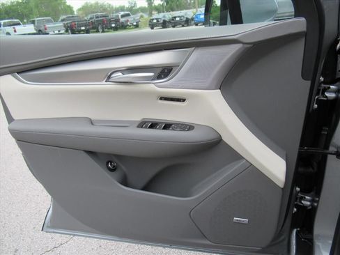 New 2026 Cadillac XT5 Premium Luxury w/ Driver Assist Package FWD image 20