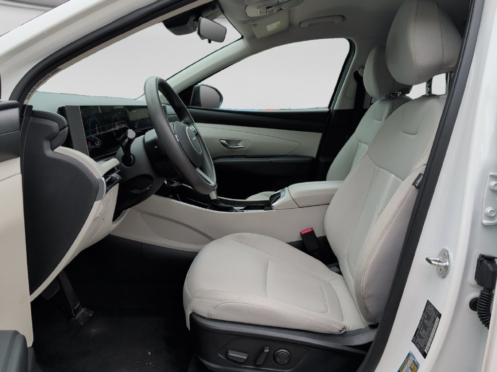 Used 2025 Hyundai Tucson SEL AWD/4WD image 16