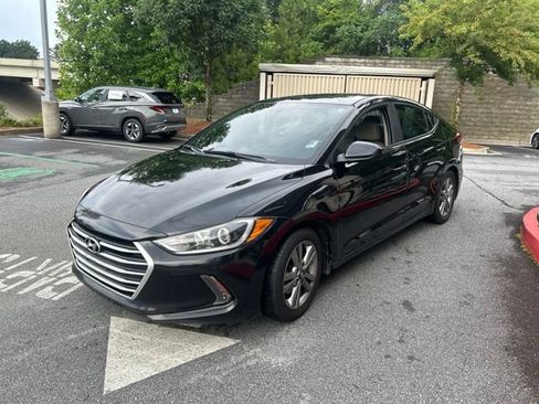 Used 2017 Hyundai Elantra Value Edition FWD image 3