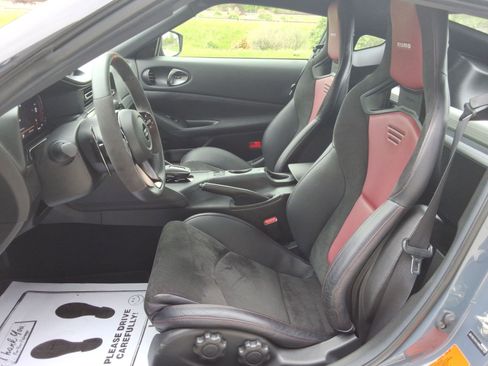 Used 2024 Nissan Z NISMO w/ Floor Mat Package RWD image 26