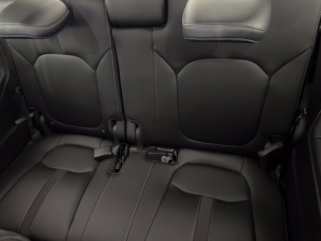 Certified 2025 Honda Pilot Touring image 36