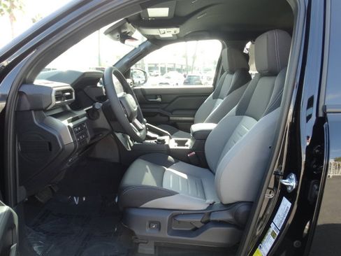 New 2025 Toyota Tacoma TRD Off-Road image 11