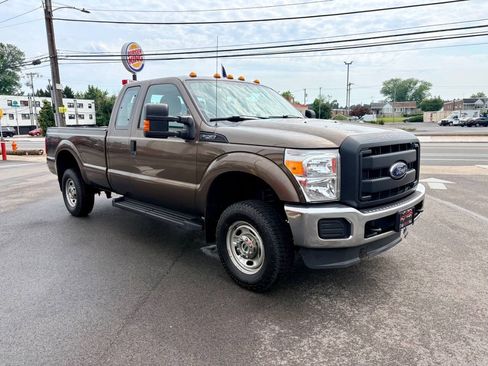 Used 2015 Ford F250 XL w/ Power Equipment Group AWD/4WD image 8