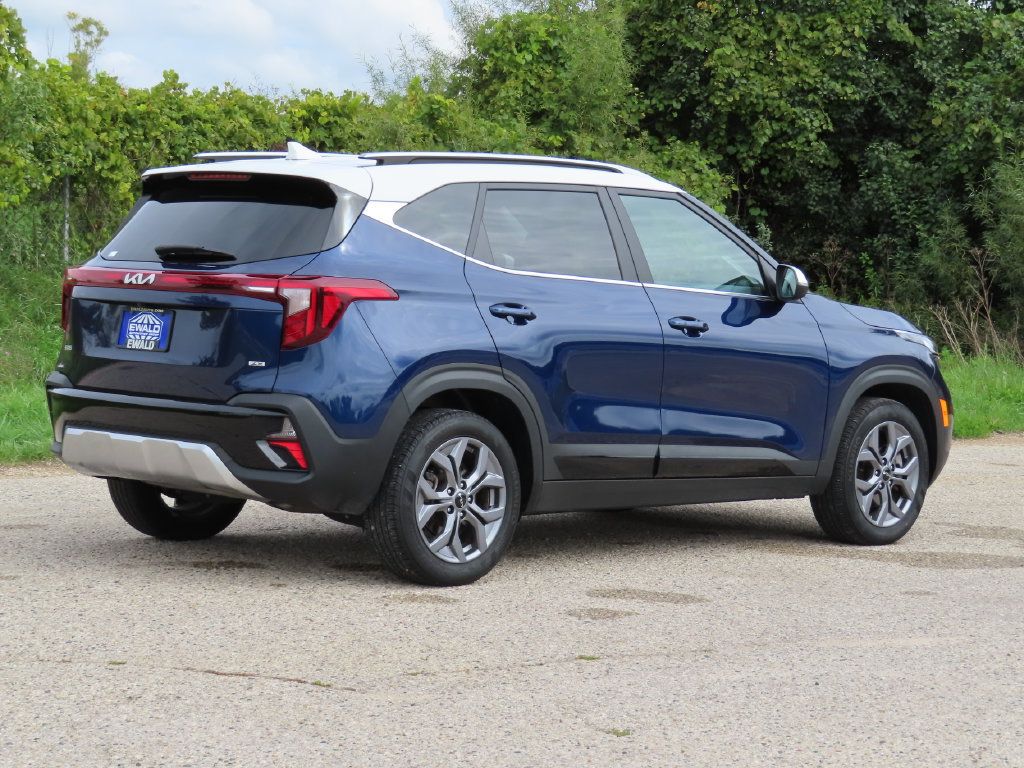 Certified 2024 Kia Seltos S AWD/4WD image 3