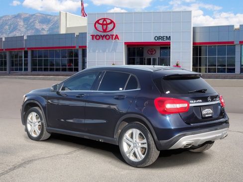 Used 2017 Mercedes-Benz GLA 250 4MATIC image 5