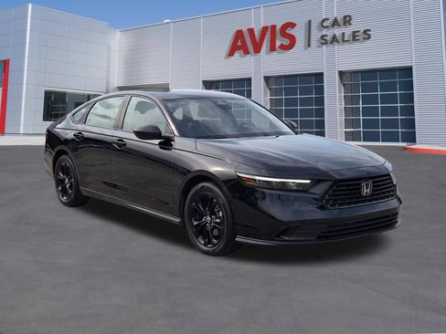 Used 2025 Honda Accord SE image 3