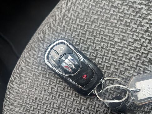 Used 2025 Buick Encore GX Preferred image 21