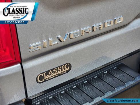 Used 2025 Chevrolet Silverado 1500 LT Trail Boss w/ Convenience Package II image 13