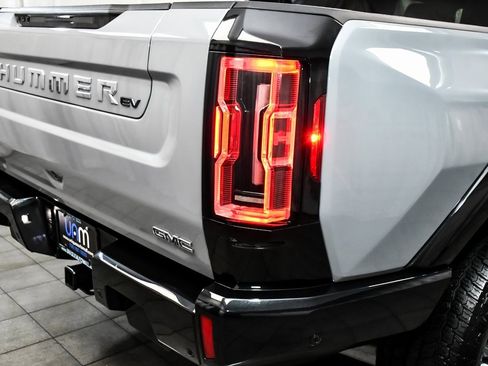 Used 2024 GMC Hummer EV 3X image 92
