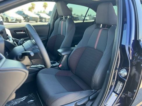 Used 2024 Toyota Corolla SE w/ SE Premium Package FWD image 16