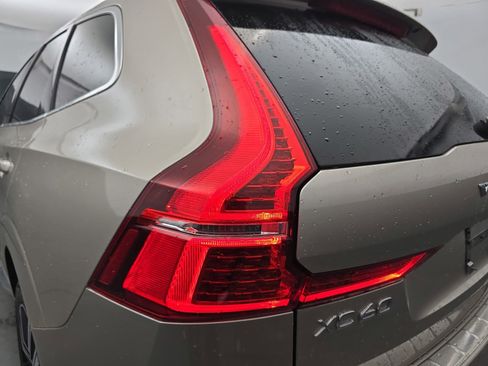 Used 2023 Volvo XC60 B5 Plus w/ Protection Package Premier FWD image 15