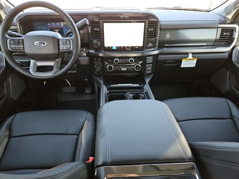 New 2026 Ford F250 Lariat w/ Black Appearance Package image 5