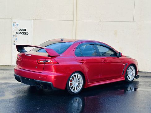 Used 2011 Mitsubishi Lancer Evolution GSR image 4
