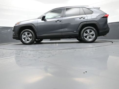 Certified 2025 Toyota RAV4 XLE image 32