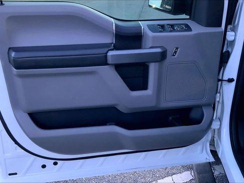 Used 2018 Ford F150 XLT RWD image 21