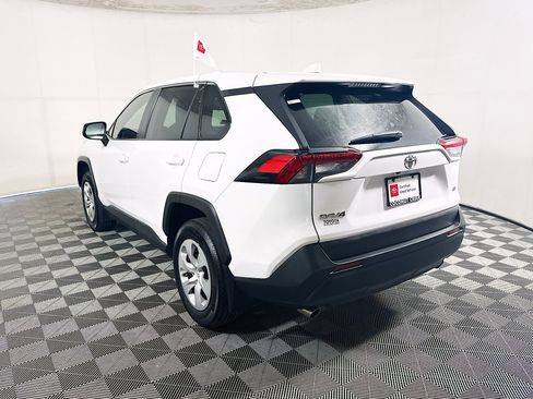 Certified 2025 Toyota RAV4 LE FWD image 5