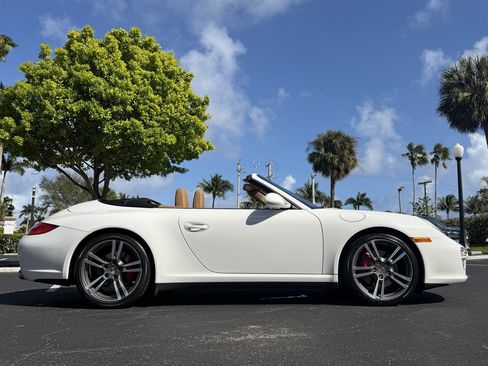 Used 2012 Porsche 911 Carrera 4S AWD/4WD image 19