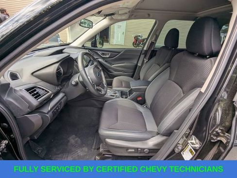 Used 2022 Subaru Forester Premium image 12