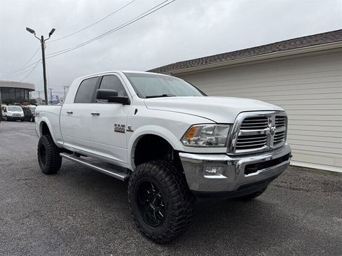 Used 2018 RAM 2500 Lone Star image 3