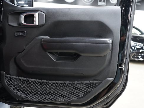 Used 2020 Jeep Wrangler Unlimited Sport AWD/4WD image 31