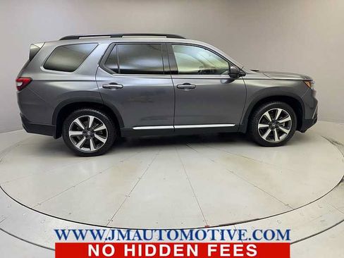 Used 2024 Honda Pilot Elite image 6