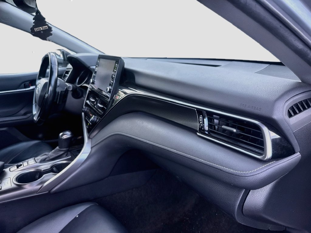 Used 2022 Toyota Camry XSE FWD image 32