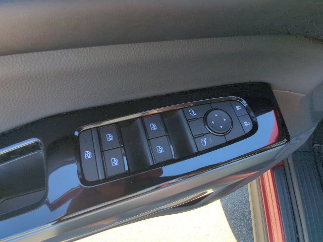 Used 2026 Nissan Pathfinder SL FWD image 13