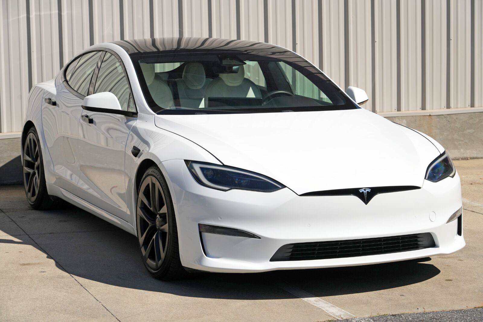 Used 2022 Tesla Model S Plaid AWD/4WD image 55