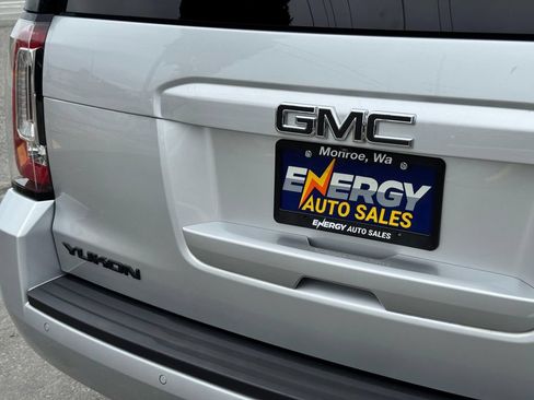 Used 2020 GMC Yukon SLT w/ Open Road Package AWD/4WD image 16