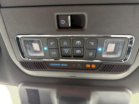 Used 2024 Ford F450 Platinum w/ FX4 Off-Road Package image 45