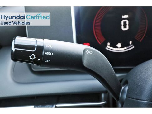 Certified 2025 Hyundai Santa Cruz SE image 20