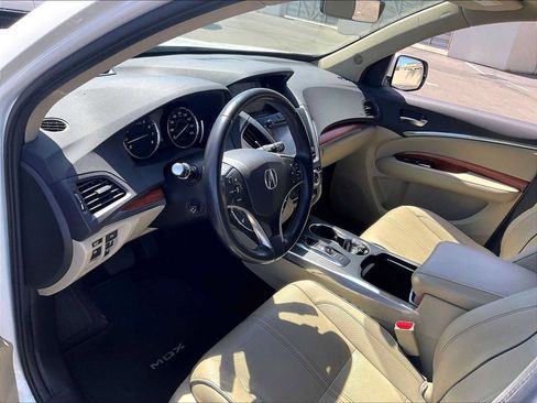 Used 2017 Acura MDX SH-AWD image 15