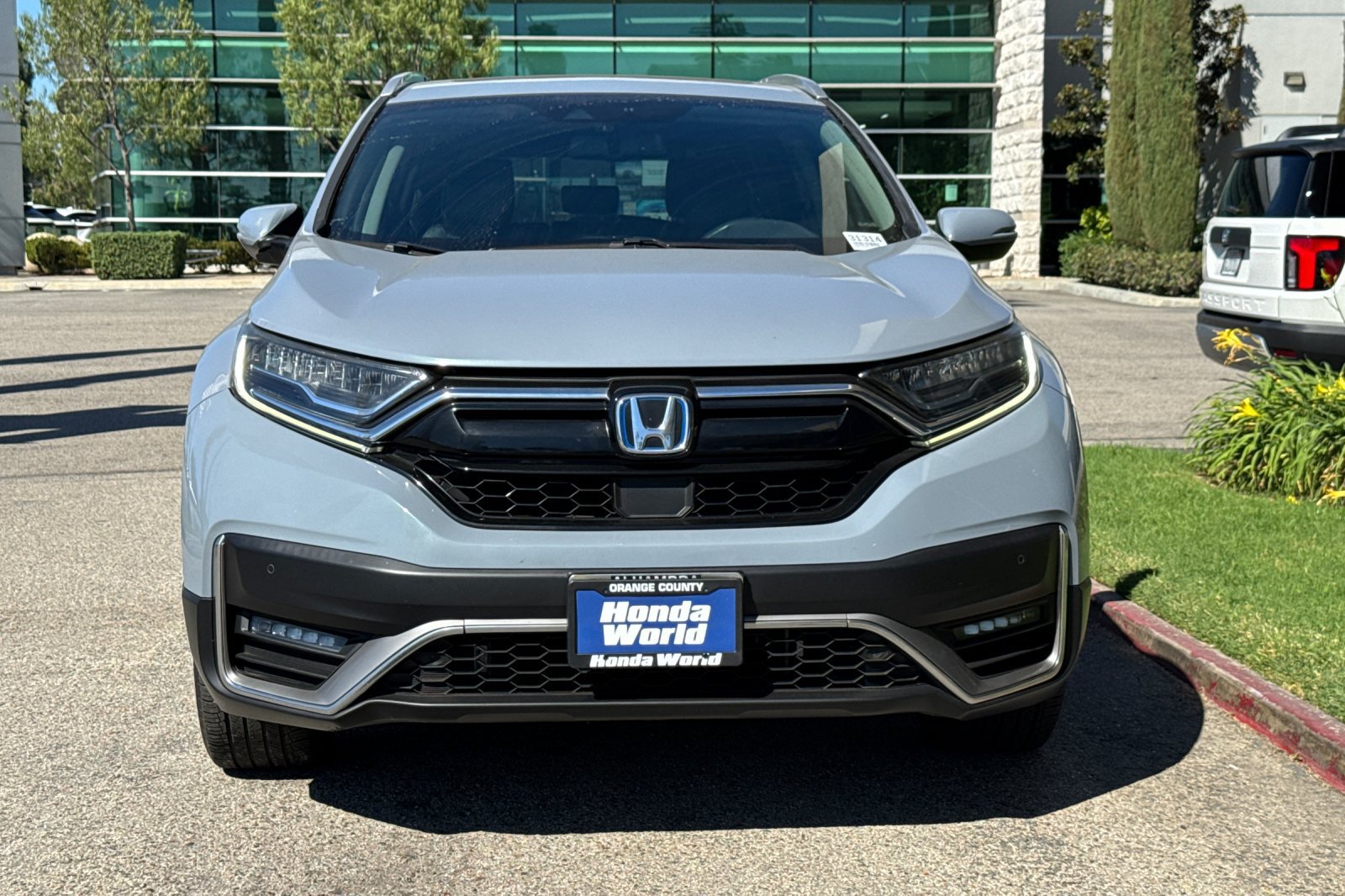 Used 2022 Honda CR-V Touring image 3