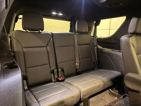 Used 2021 Chevrolet Tahoe Z71 w/ Z71 Signature Package image 36