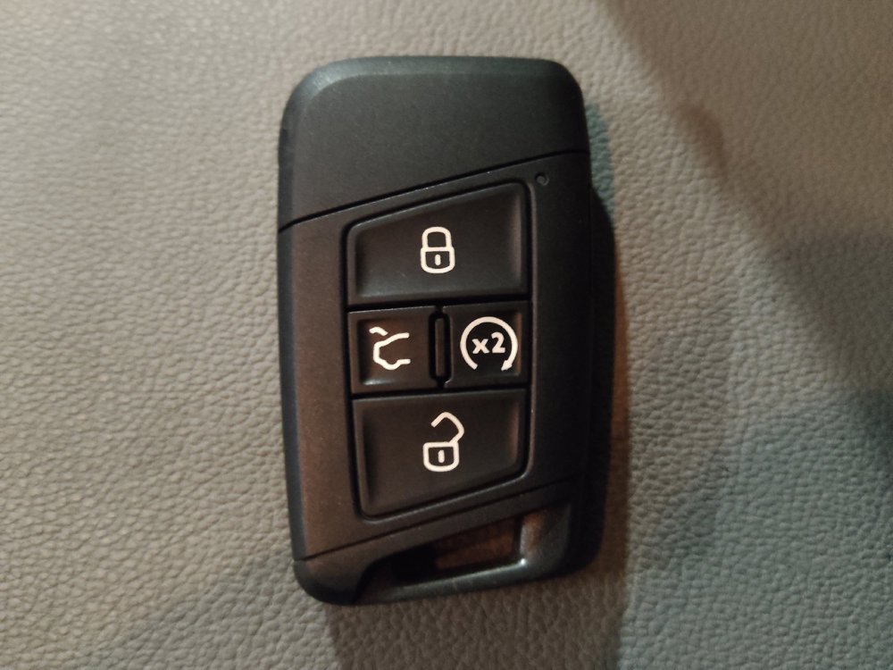 Used 2024 Volkswagen Taos SE FWD image 32