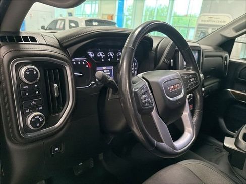Used 2019 GMC Sierra 1500 SLE w/ X31 Off-Road Package AWD/4WD image 16