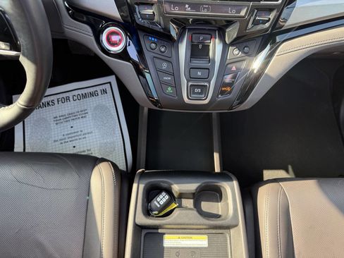 Used 2018 Honda Odyssey Elite image 28