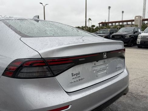 Used 2024 Honda Accord EX-L image 11